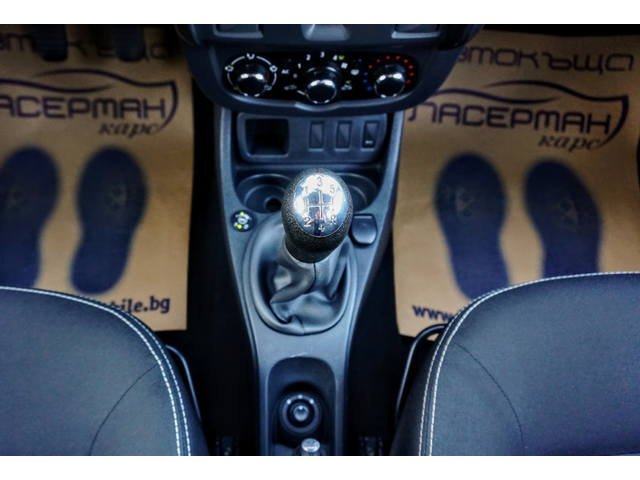 Dacia Duster 1.6I GPL LAUREATE - автомобили, коли, обяви за нови и употребявани 8