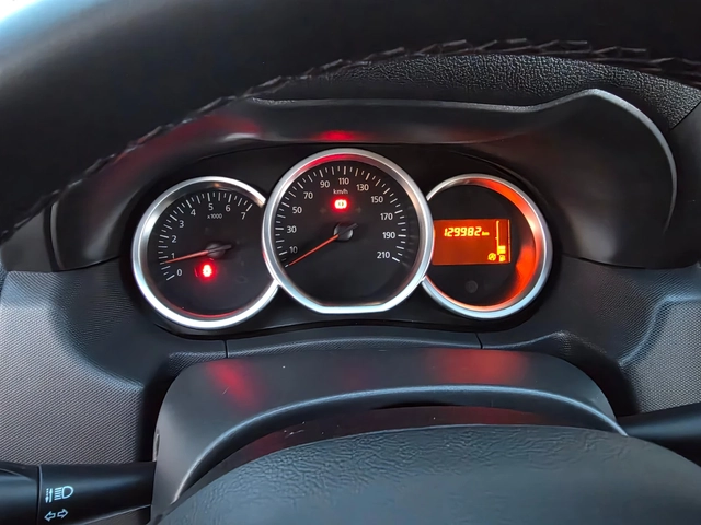 Dacia Duster !!!129982км 1.2 TCE-125к.с Laureate 4WD-ШВЕЙЦАРИЯ - автомобили, коли, обяви за нови и употребявани 9