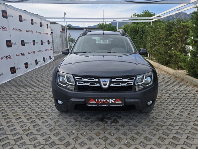Dacia Duster 1.6i-105кс= ФАБРИЧНА ГАЗ= FACELIFT= КЛИМАТИК - автомобили, коли, обяви за нови и употребявани 0