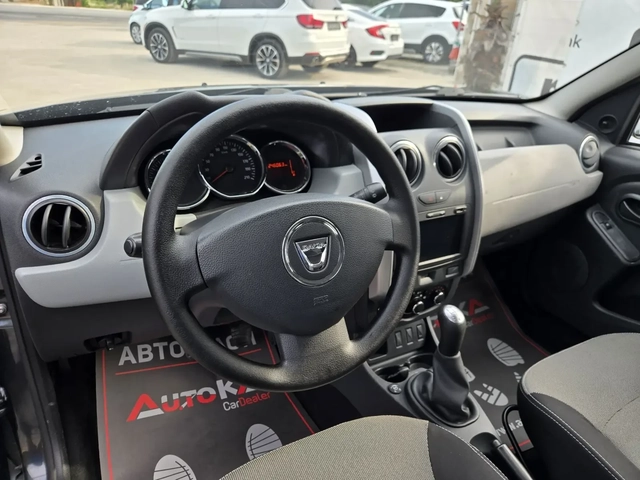 Dacia Duster 1.6i-105кс= ФАБРИЧНА ГАЗ= FACELIFT= КЛИМАТИК - автомобили, коли, обяви за нови и употребявани 7