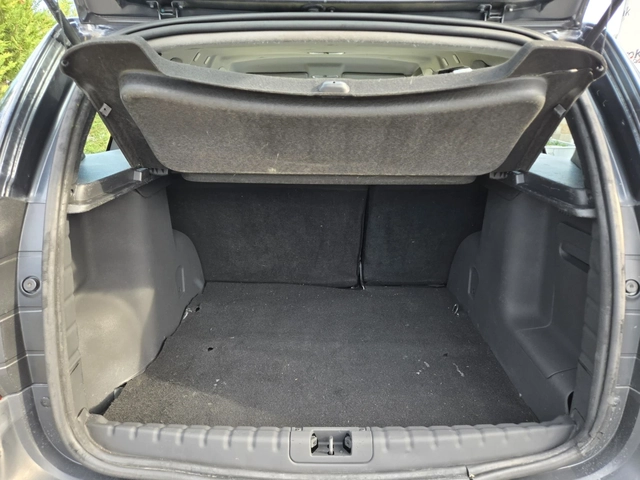 Dacia Duster 1.6i-105кс= ФАБРИЧНА ГАЗ= FACELIFT= КЛИМАТИК - автомобили, коли, обяви за нови и употребявани 9