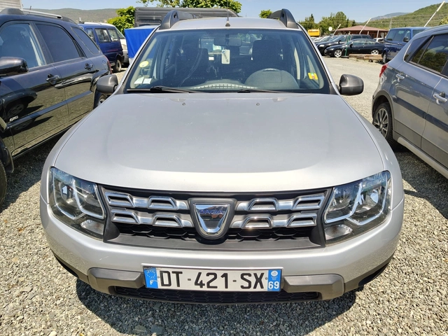 Dacia Duster 1.5 - автомобили, коли, обяви за нови и употребявани 1