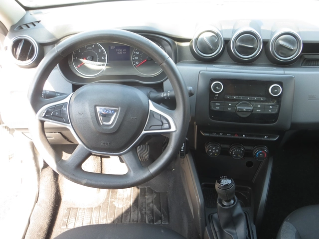 Dacia Duster 1, 5 DCI 4x4 ГАРАНЦИЯ - автомобили, коли, обяви за нови и употребявани 7