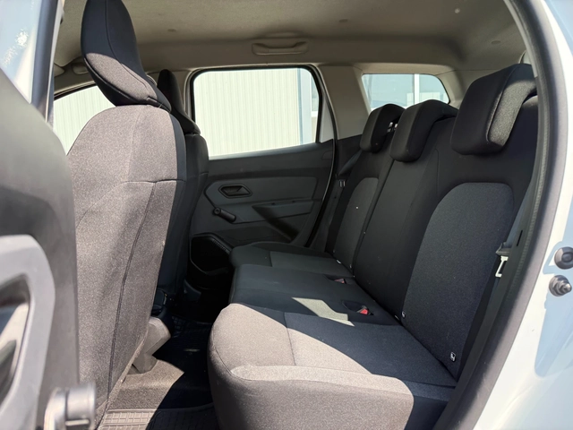 Dacia Duster 1.5 dci 4x4 върнат от Лизинг Реален пробег - автомобили, коли, обяви за нови и употребявани 11