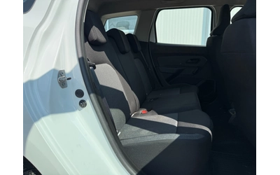 Dacia Duster 1.5 dci 4x4 върнат от Лизинг Реален пробег - автомобили, коли, обяви за нови и употребявани 12