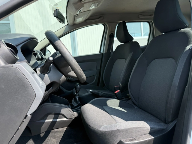 Dacia Duster 1.5 dci 4x4 върнат от Лизинг Реален пробег - автомобили, коли, обяви за нови и употребявани 8