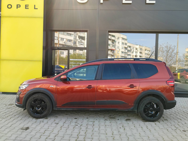 Dacia Jogger 4-вр. Комби 91к.с. Бенз + LPG - автомобили, коли, обяви за нови и употребявани 4