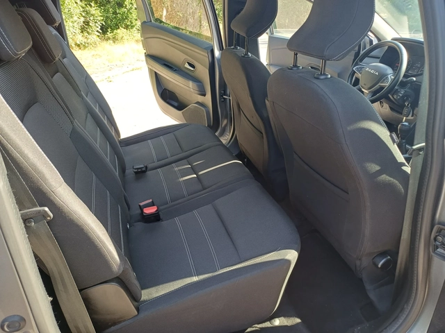Dacia Jogger 1.0 i GPL - автомобили, коли, обяви за нови и употребявани 11