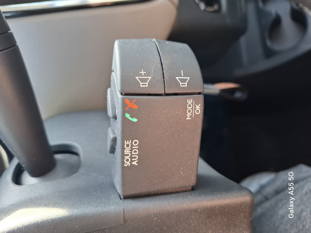 Dacia Lodgy, 2012 г., 197789 км, 90 к.с. - автомобили, коли, обяви за нови и употребявани 7