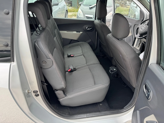 Dacia Lodgy 1.5DCI-NAVI-KAMERA-7-MESTA - автомобили, коли, обяви за нови и употребявани 12