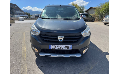 Dacia Lodgy 1.5dCI-110-7места-EURO6-STEPWAY - автомобили, коли, обяви за нови и употребявани 7