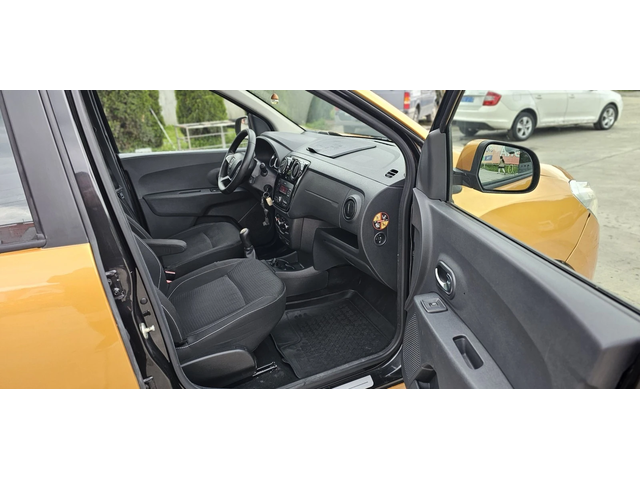 Dacia Lodgy 1.6i+ Заводска-Газ* ГОТОВА ЗА ТАКСИ* - автомобили, коли, обяви за нови и употребявани 12