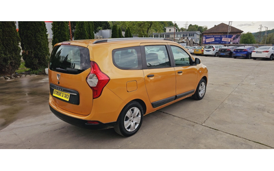 Dacia Lodgy 1.6i+ Заводска-Газ* ГОТОВА ЗА ТАКСИ* - автомобили, коли, обяви за нови и употребявани 8