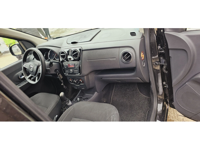 Dacia Lodgy FACELIFT-1.6i+ Заводска Газ* 2019г. - автомобили, коли, обяви за нови и употребявани 7