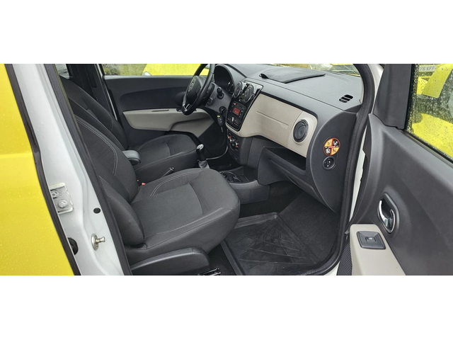 Dacia Lodgy 1.6i-85кс.+ ЗаводскиГазИнж.-Боядисана за Такси - автомобили, коли, обяви за нови и употребявани 7