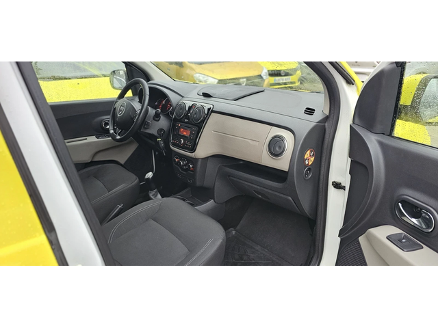 Dacia Lodgy 1.6i-85кс.+ ЗаводскиГазИнж.-Боядисана за Такси - автомобили, коли, обяви за нови и употребявани 8