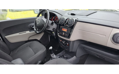 Dacia Lodgy 1.6i-85кс.+ ЗаводскиГазИнж.-Боядисана за Такси - автомобили, коли, обяви за нови и употребявани 9