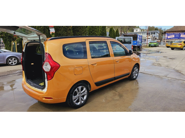 Dacia Lodgy 1.6i-Заводска ГАЗ - ГОТОВИ ЗА ТАКСИ - автомобили, коли, обяви за нови и употребявани 3