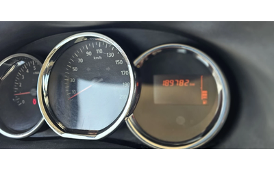 Dacia Lodgy 1.6i+ ЗаводскиГазИнж.-Подготвена за такси* Навигац - автомобили, коли, обяви за нови и употребявани 16