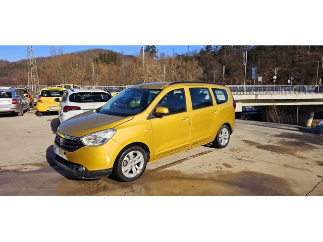 Dacia Lodgy 1.6i+ ЗаводскиГазИнж.-Подготвена за такси* Навигац - автомобили, коли, обяви за нови и употребявани 1