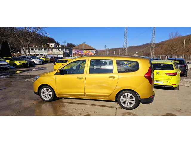 Dacia Lodgy 1.6i+ ЗаводскиГазИнж.-Подготвена за такси* Навигац - автомобили, коли, обяви за нови и употребявани 3