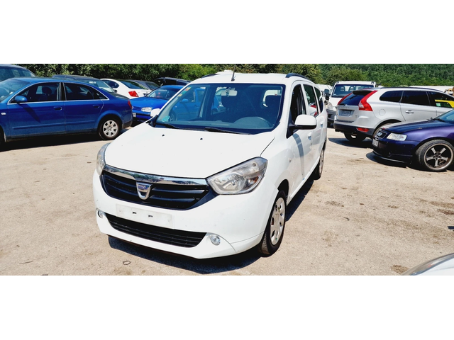 Dacia Lodgy 1.5dci САМО НА ЧАСТИ - автомобили, коли, обяви за нови и употребявани 2