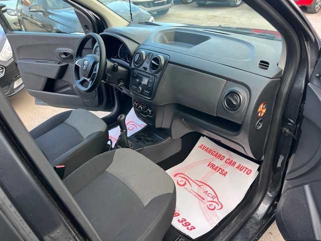 Dacia Lodgy 1.6i Euro 6B - автомобили, коли, обяви за нови и употребявани 11