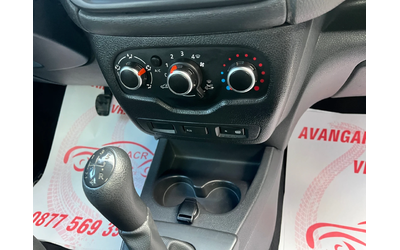 Dacia Lodgy 1.6i Euro 6B - автомобили, коли, обяви за нови и употребявани 15