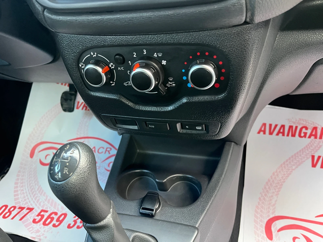 Dacia Lodgy 1.6i Euro 6B - автомобили, коли, обяви за нови и употребявани 15