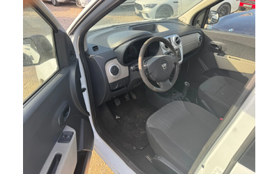 Dacia Lodgy - автомобили, коли, обяви за нови и употребявани 6