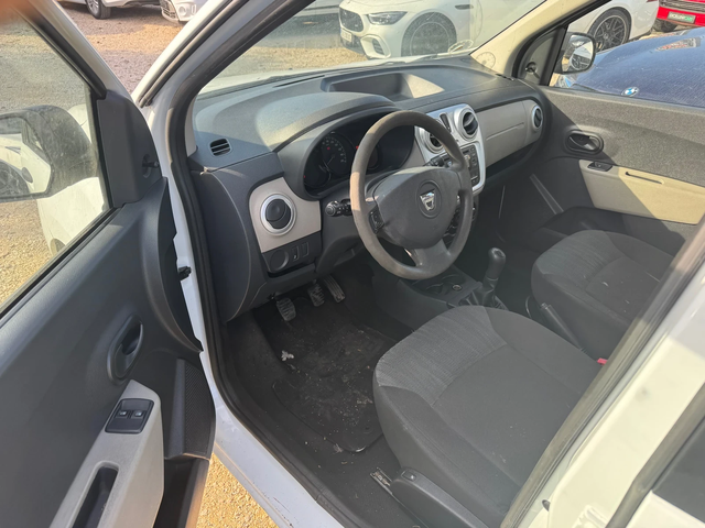 Dacia Lodgy - автомобили, коли, обяви за нови и употребявани 6