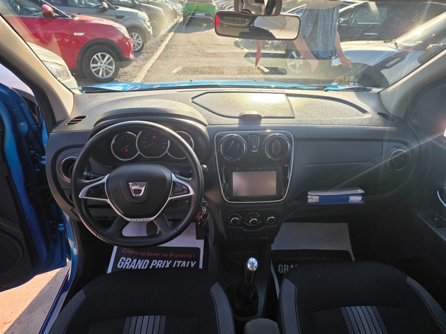 Dacia Lodgy STEPWAY 1.2 TCE-116к.с EURO 6-НАВИГАЦИЯ-ШВЕЙЦАРИЯ - автомобили, коли, обяви за нови и употребявани 10