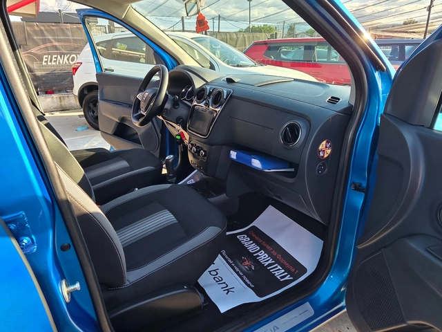 Dacia Lodgy STEPWAY 1.2 TCE-116к.с EURO 6-НАВИГАЦИЯ-ШВЕЙЦАРИЯ - автомобили, коли, обяви за нови и употребявани 12