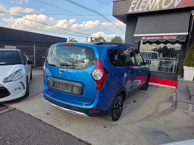 Dacia Lodgy STEPWAY 1.2 TCE-116к.с EURO 6-НАВИГАЦИЯ-ШВЕЙЦАРИЯ - автомобили, коли, обяви за нови и употребявани 5