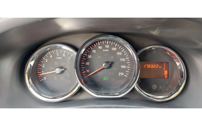 Dacia Logan 1.5 dci клима - автомобили, коли, обяви за нови и употребявани 10