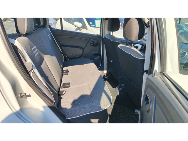 Dacia Sandero 1.2I - автомобили, коли, обяви за нови и употребявани 10