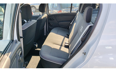 Dacia Sandero 1.2I - автомобили, коли, обяви за нови и употребявани 9