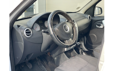 Dacia Sandero 1.4 - автомобили, коли, обяви за нови и употребявани 8