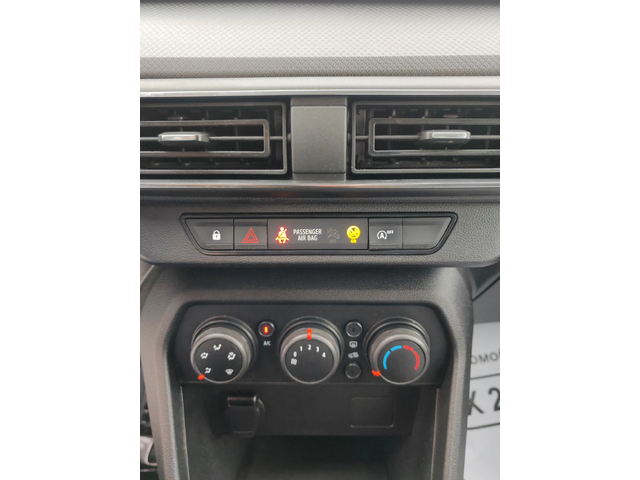 Dacia Sandero 1.0, 66к.с. - автомобили, коли, обяви за нови и употребявани 10