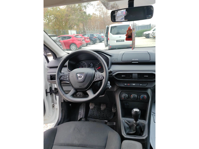 Dacia Sandero 1.0, 66к.с. - автомобили, коли, обяви за нови и употребявани 9
