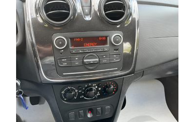 Dacia Sandero TCE 100 k.c + ГАЗ - автомобили, коли, обяви за нови и употребявани 11