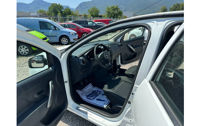 Dacia Sandero 1.5dci 75kc KLIMA ITALIA - автомобили, коли, обяви за нови и употребявани 8