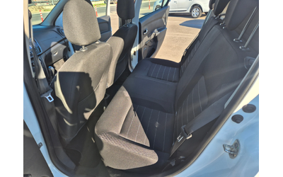 Dacia Sandero LAUREATE 1.5D-M/T - автомобили, коли, обяви за нови и употребявани 11