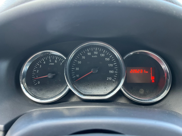 Dacia Sandero 1.5dci - автомобили, коли, обяви за нови и употребявани 11