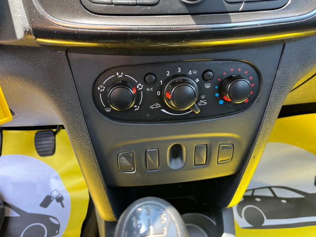 Dacia Sandero 1.5dci - автомобили, коли, обяви за нови и употребявани 12