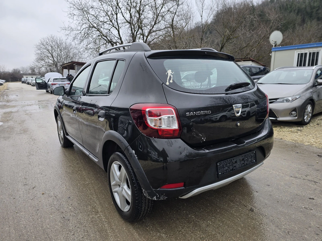 Dacia Sandero Stepway 1.5d 90к.с - автомобили, коли, обяви за нови и употребявани 2