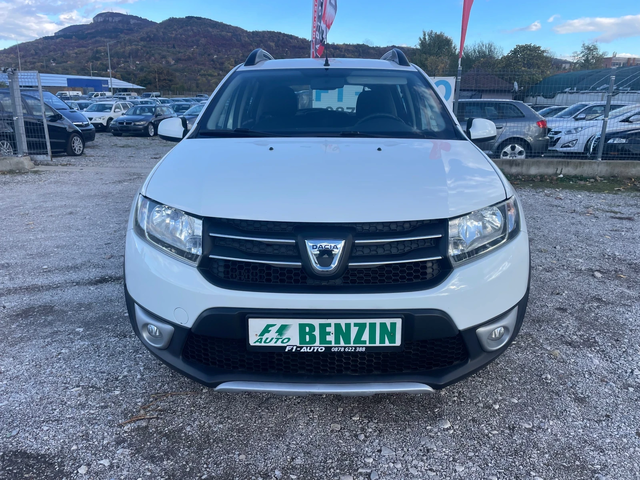 Dacia Sandero STEPWAY-0.9TCE-90-ITALIA - автомобили, коли, обяви за нови и употребявани 1