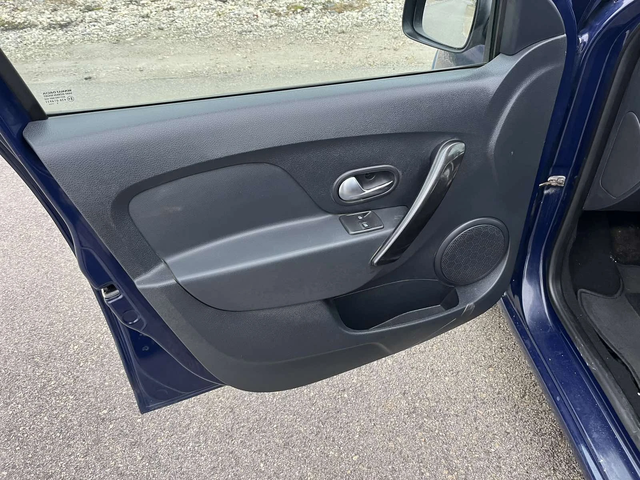 Dacia Sandero FACE 1.5dci EURO 6D КЛИМАТИК ВНОС ИТАЛИЯ - автомобили, коли, обяви за нови и употребявани 6