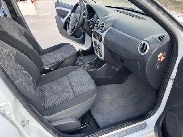 Dacia Sandero 1.4I 75кс. LPG EURO 4 КЛИМАТИК ВНОС ИТАЛИЯ - автомобили, коли, обяви за нови и употребявани 10