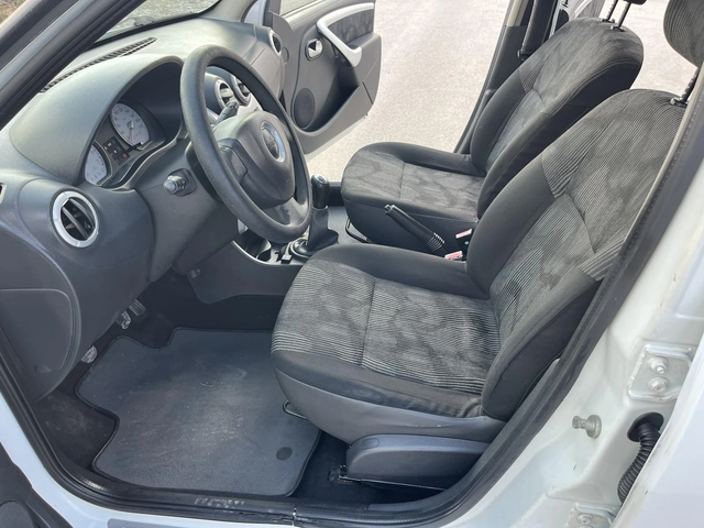 Dacia Sandero 1.4I 75кс. LPG EURO 4 КЛИМАТИК ВНОС ИТАЛИЯ - автомобили, коли, обяви за нови и употребявани 7